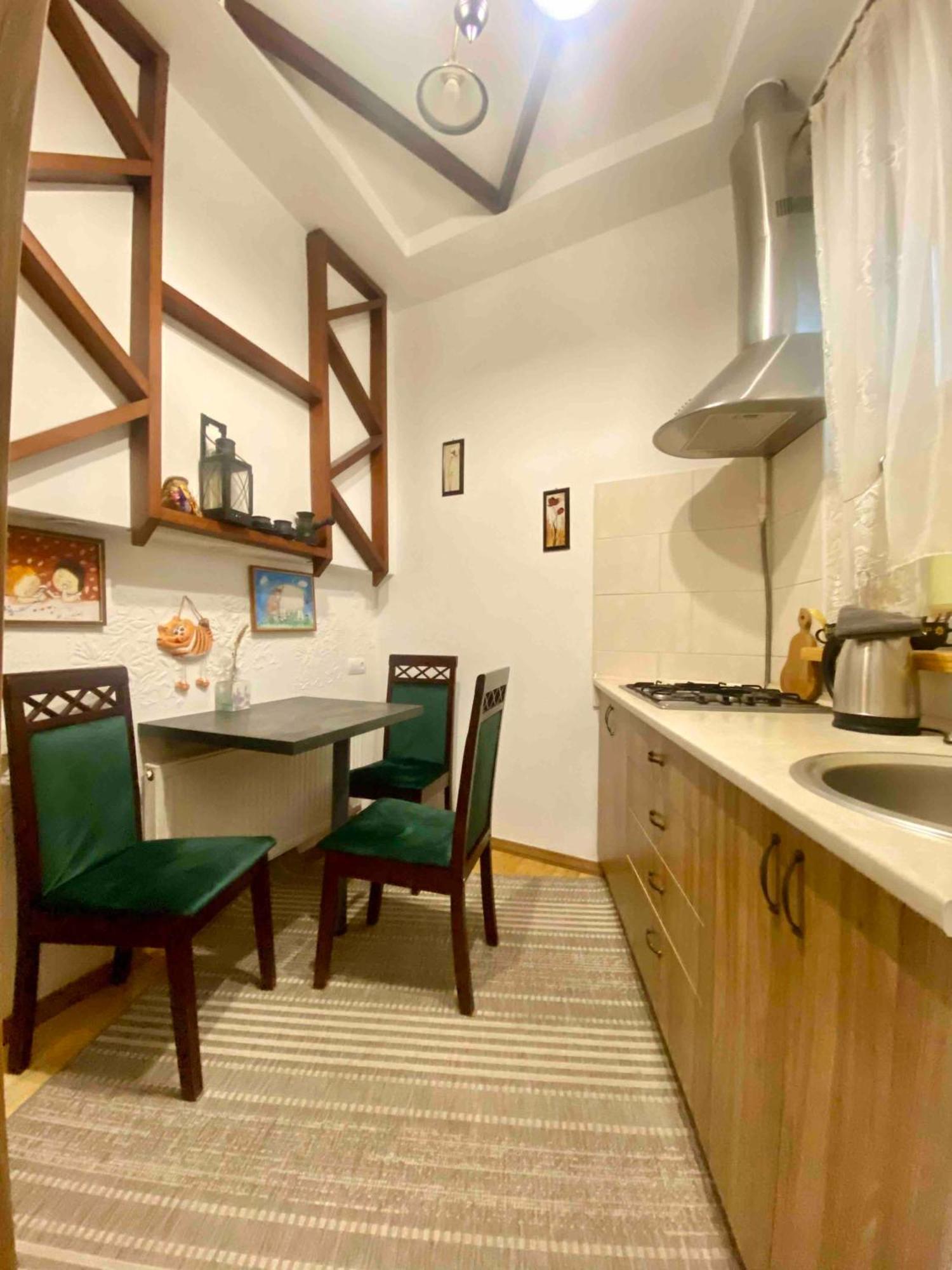 Appartement Вул Вірменська 20 Не Далеко Від Ж Д Вокзалу Звітні Документи à Lviv Extérieur photo